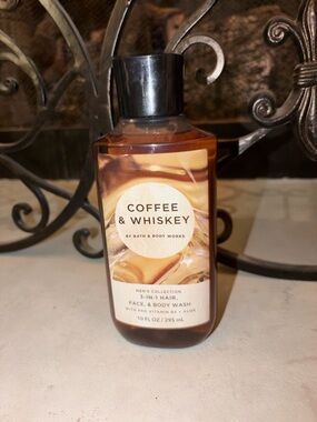 Bath Body Works COFFEE & WHISKEY 3-in-1 hair face body wash NEW